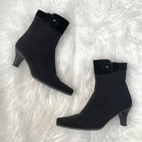 Stuart Weitzman Gore-Tex Suede Trim Block Heel Square Toe Black Boots - Picture 1 of 11